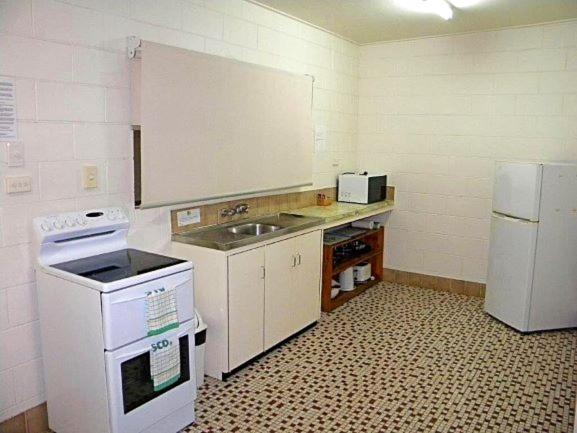 Dunk Island View Caravan Park Wongaling Beach Bagian luar foto